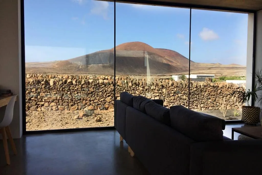 Minimalist House With Volcano View & Heated Pool Villa Lajares