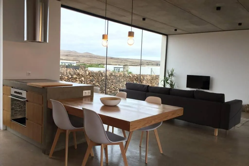 Minimalist House With Volcano View & Heated Pool Villa Lajares Holiday home